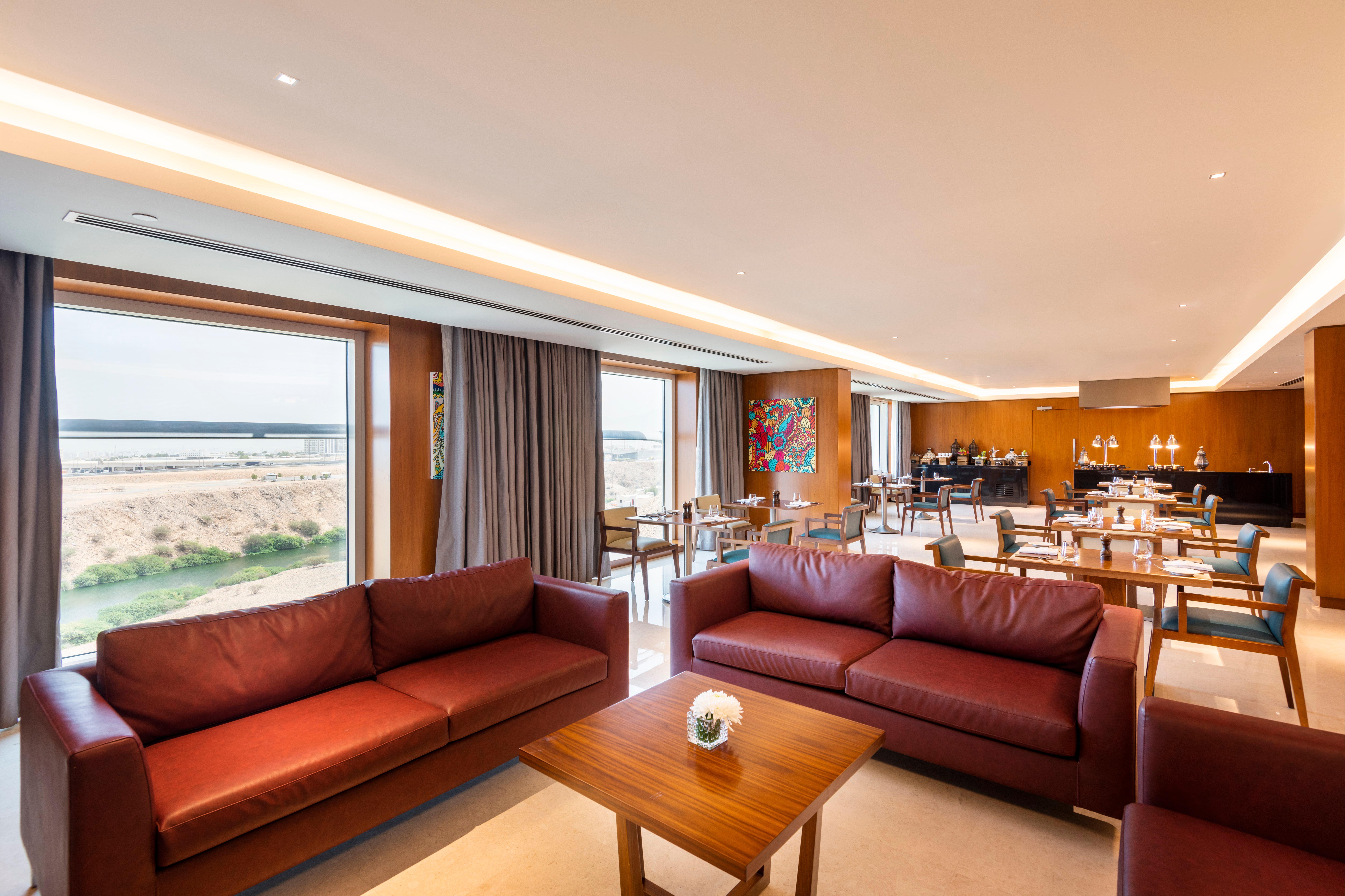 Hotel Crowne Plaza Muscat Ocec By Ihg Esterno foto