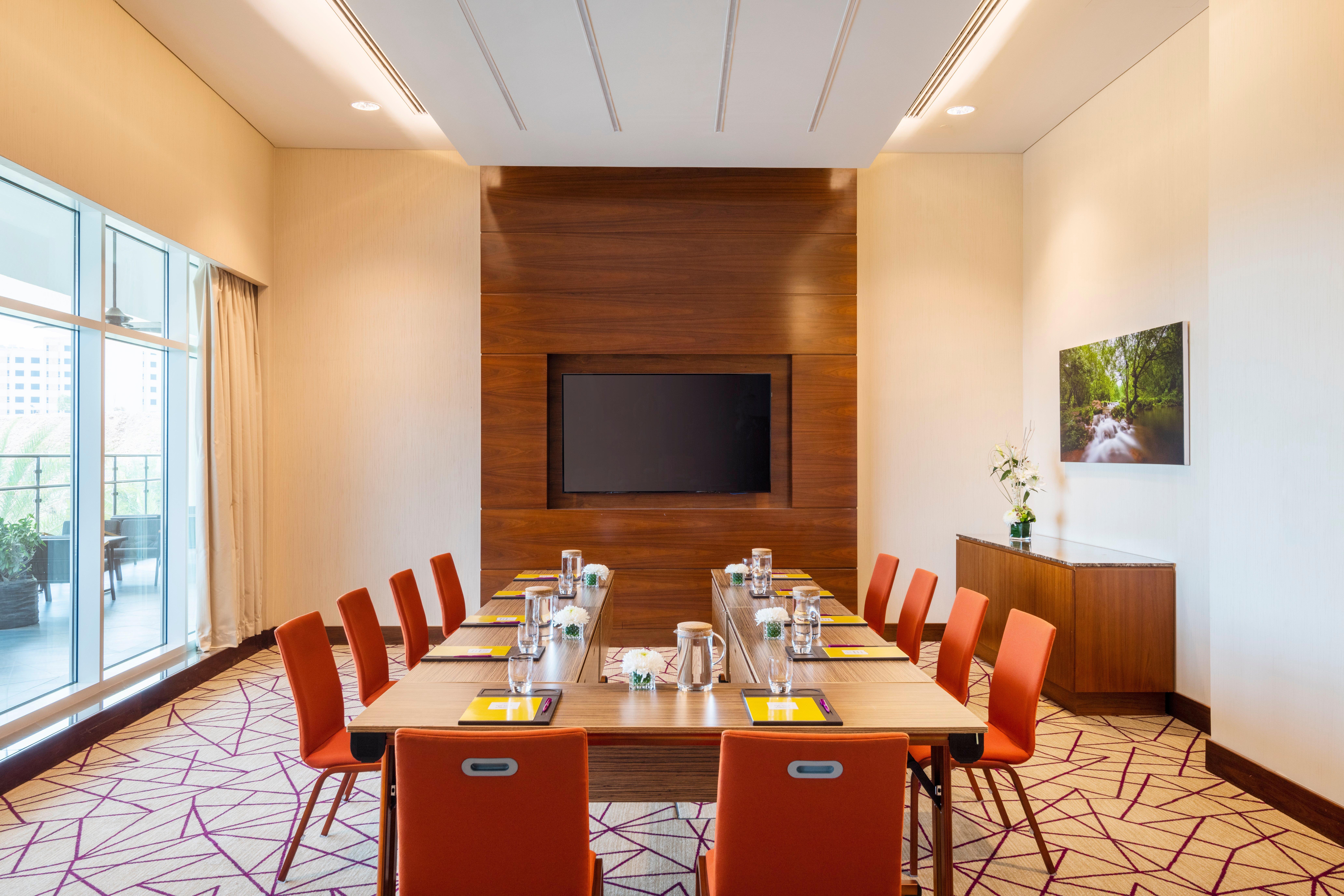 Hotel Crowne Plaza Muscat Ocec By Ihg Esterno foto