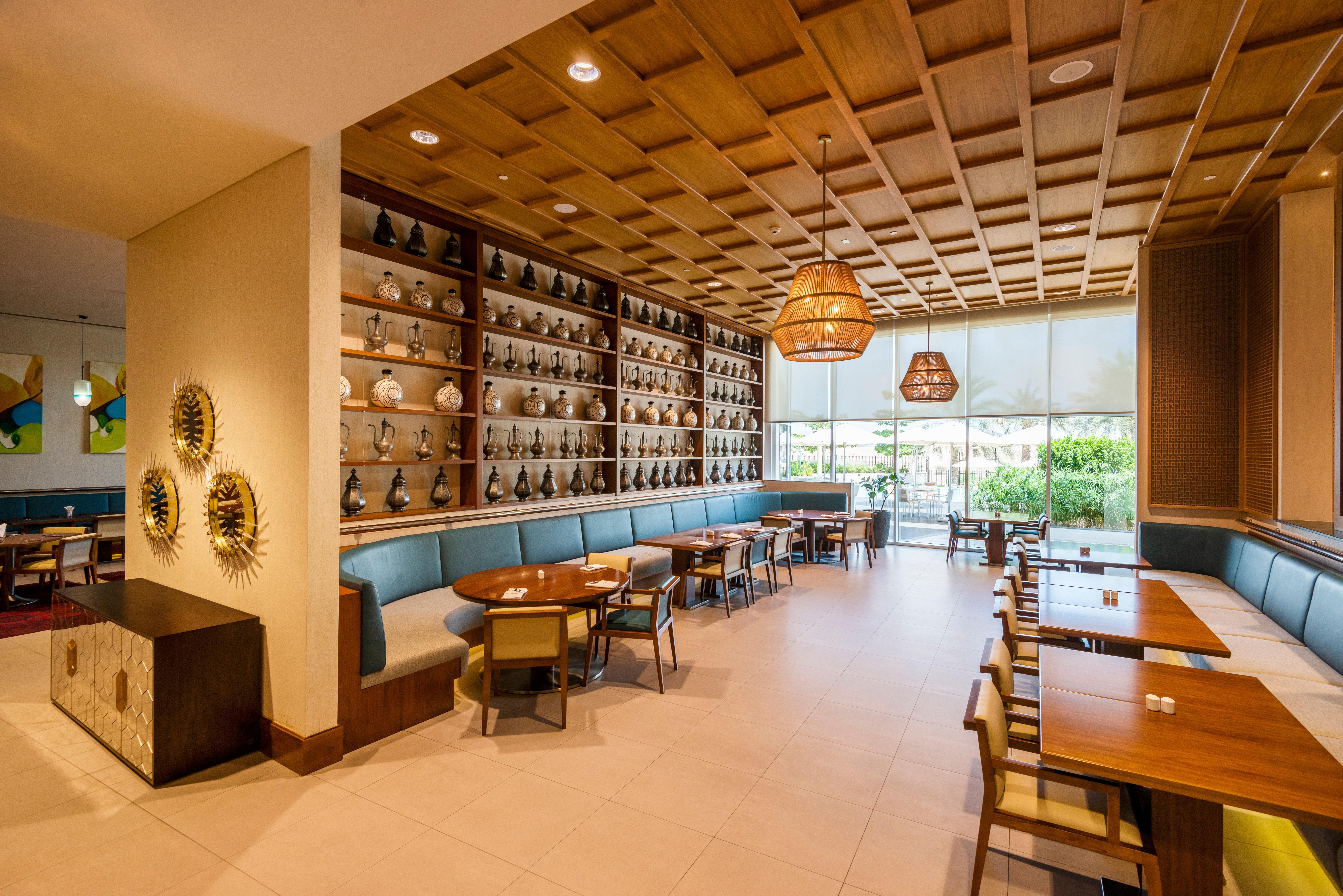 Hotel Crowne Plaza Muscat Ocec By Ihg Esterno foto