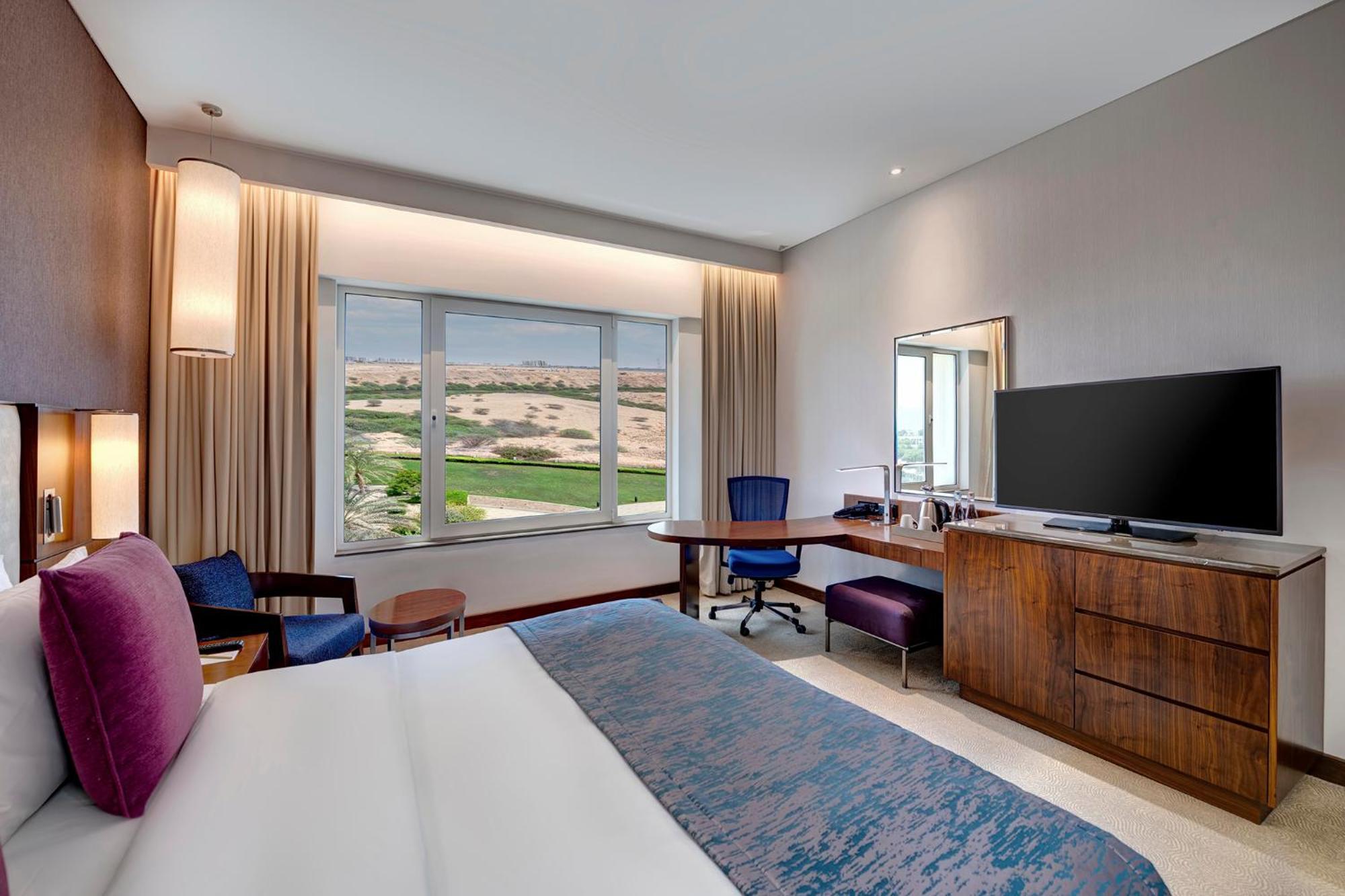 Hotel Crowne Plaza Muscat Ocec By Ihg Esterno foto